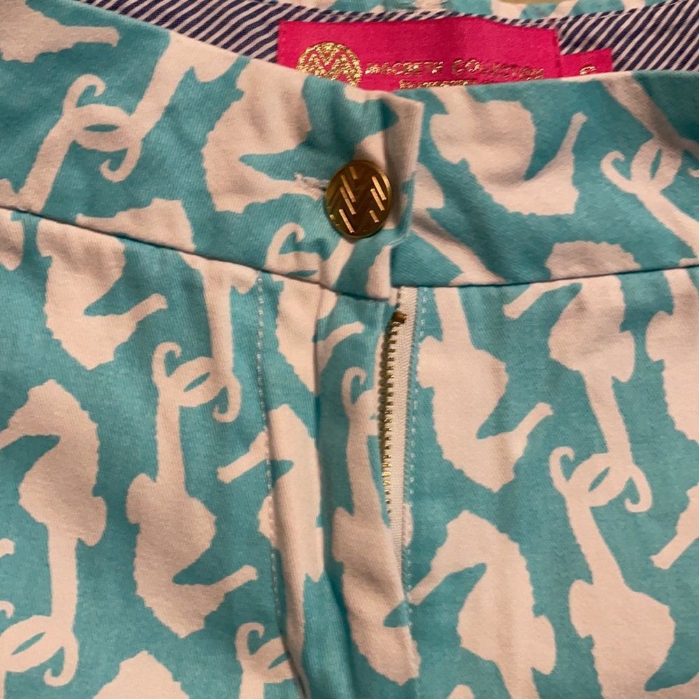 Shorts - Picture 2 of 3
